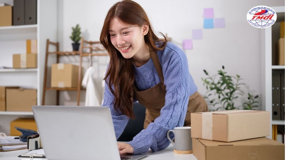 Vai trò và lợi ích của thương mại điện tử trong đời sống và kinh doanh