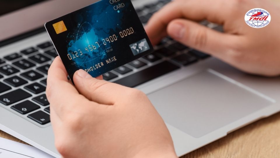Bức tranh thị trường và vai trò của các sàn thương mại điện tử ở Việt Nam